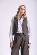 Camisa de Tricoline Feminina Básica Listrada com Punho e Gola Branca - Cleide