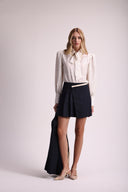 Shorts Saia de Alfaiataria Feminino com Pregas - Tatiana
