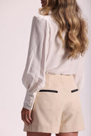 Shorts Saia de Alfaiataria Feminino com Pregas - Tatiana